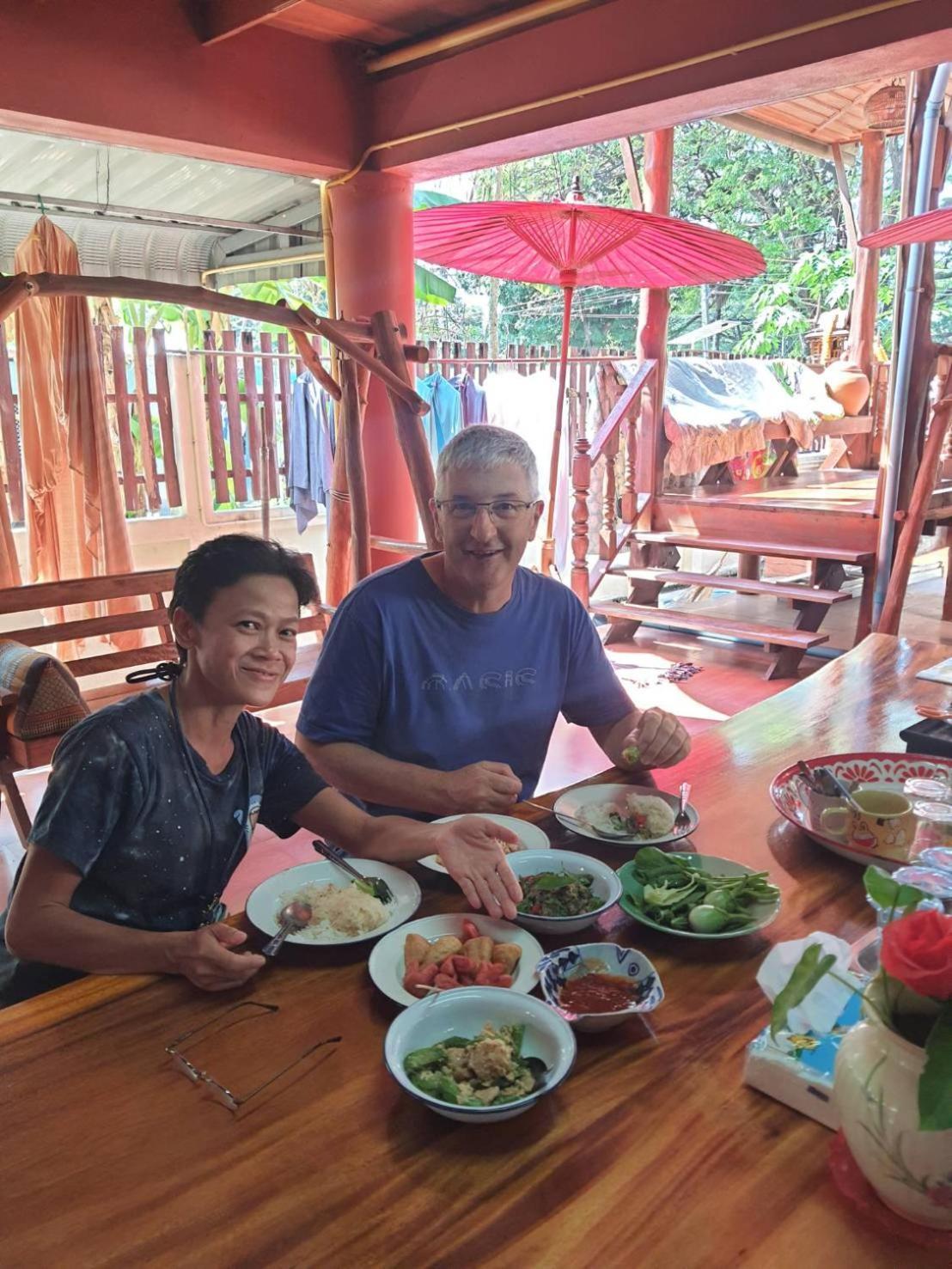 บ้านเรือนไทยมะลิเมืองเก่า スコタイ エクステリア 写真
