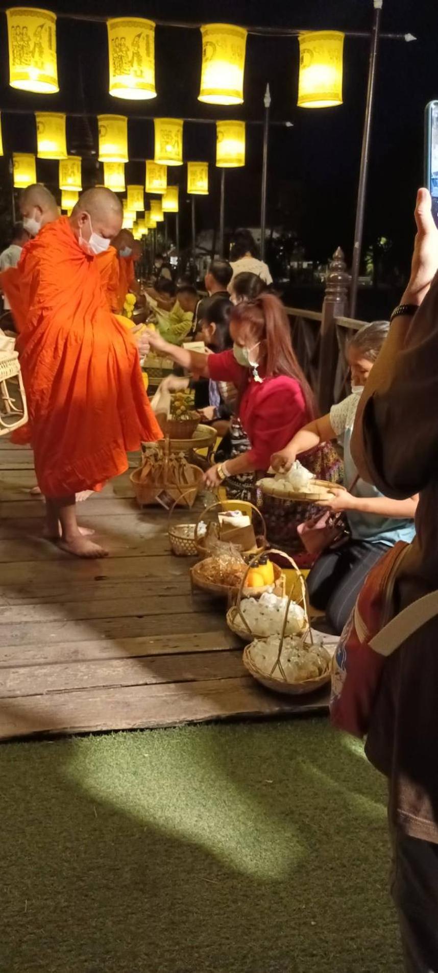 บ้านเรือนไทยมะลิเมืองเก่า スコタイ エクステリア 写真