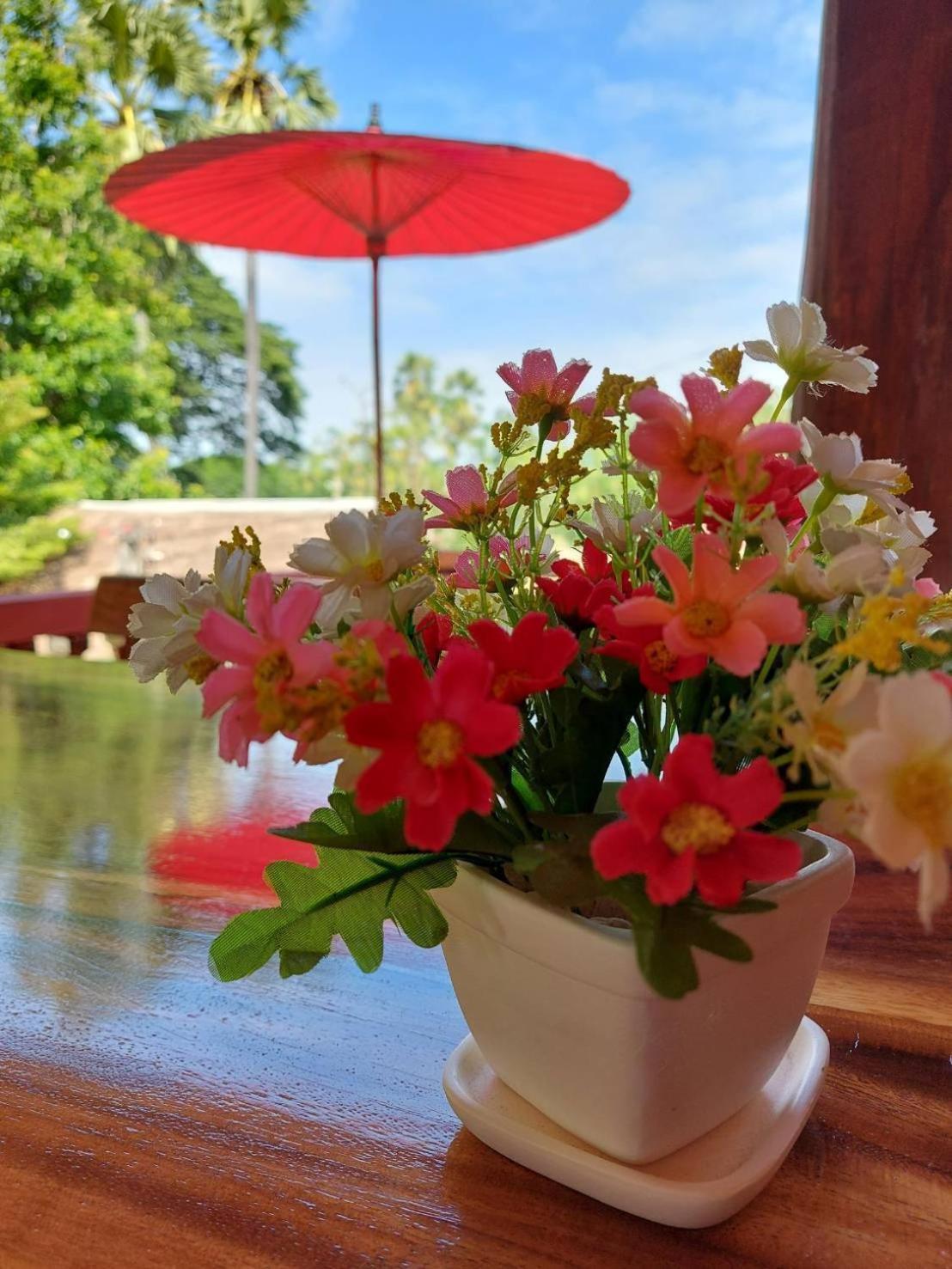 บ้านเรือนไทยมะลิเมืองเก่า スコタイ エクステリア 写真